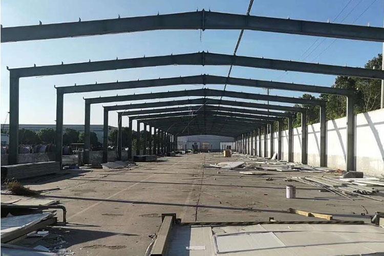 黑龙江钢结构厂房市场价格如何?内行人一次说清楚,看完不吃亏